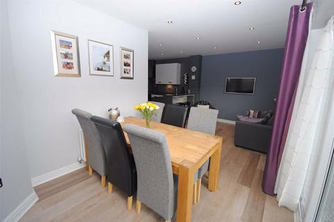 34 Saxon Way, Sherburn In Elmet, Leeds, LS25 6PP