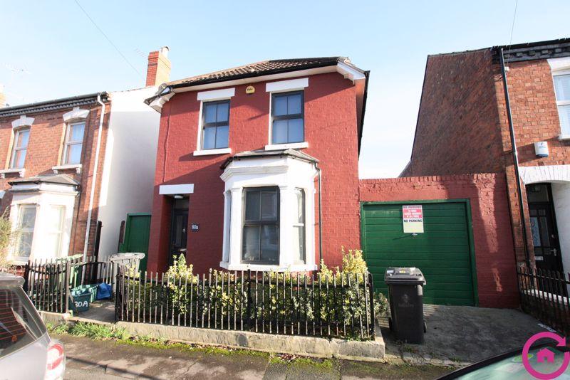 Oxford Road, Gloucester 4 bed house £1,800 pcm (£415 pw)