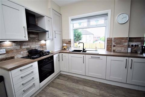 16 Austhorpe Grove, Leeds, LS15 8PY