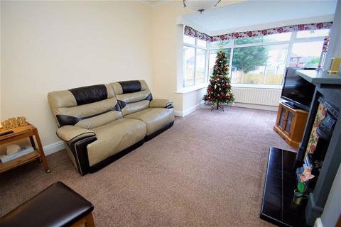 16 Austhorpe Grove, Leeds, LS15 8PY