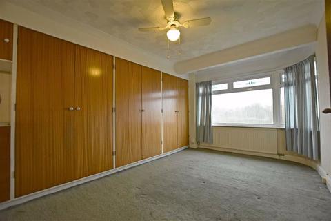 167 Longford Lane, Gloucester, GL2 9HD