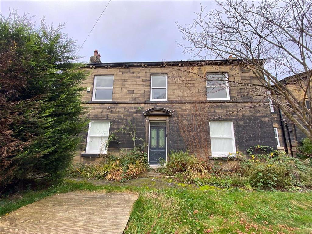 Long Lane, Dalton, Huddersfield, HD5 3 bed detached house £795 pcm (£