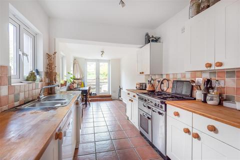 5 Argyle Terrace, Totnes, TQ9 5JJ