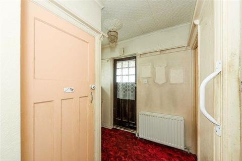51 Clarkes Avenue, Worcester Park, KT4 8QA