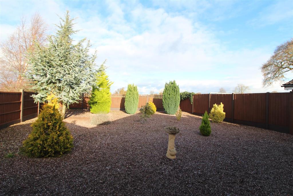 Trentham Road, Wem, Shropshire 2 bed detached bungalow £205,000