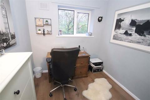 16 Haslington Road, Manchester, M22 5HS