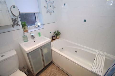 16 Haslington Road, Manchester, M22 5HS