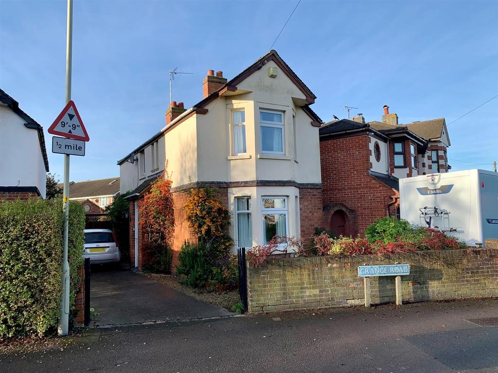 Grange Road, Tuffley, Gloucester 3 bed house £239,000