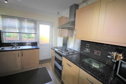 9 Diamond Close, Stoke-on-trent, ST3 7LU