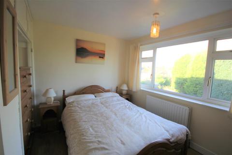 9 Diamond Close, Stoke-on-trent, ST3 7LU