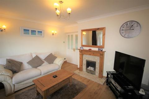 9 Diamond Close, Stoke-on-trent, ST3 7LU