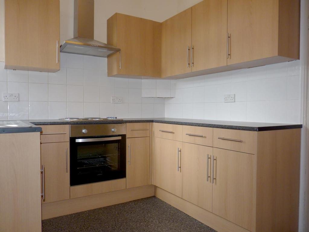Mayfield Terrace, Harrogate 2 bed terraced house £595 pcm (£137 pw)