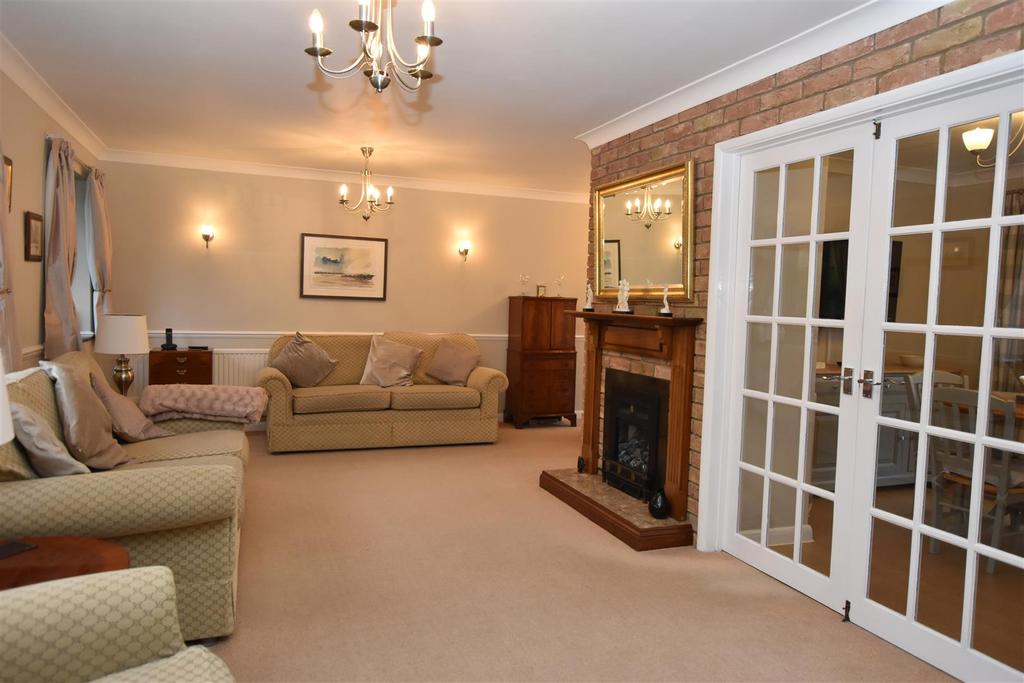 Fairfield Road, Market Harborough 4 bed detached house £475,000