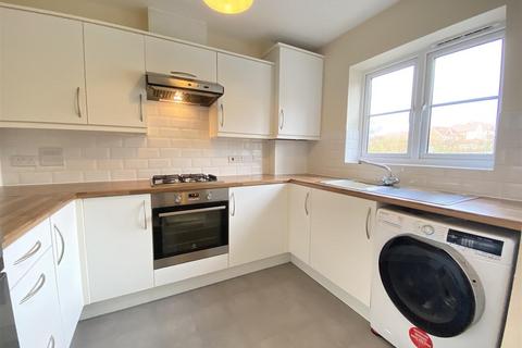 2 bedroom semi-detached house to rent, Poppy Close, Newton Abbot