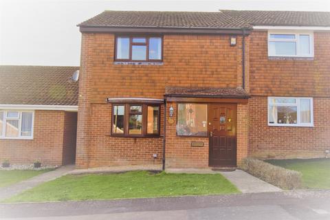 21 Spracklands, Dinton, Salisbury, SP3 5DY