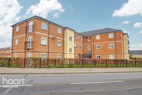 10 Beeston Courts, Laindon, Basildon, SS15 5FP