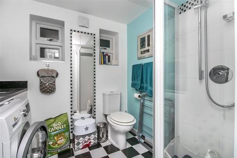 8 Kenmure Road, London, E8 1JU