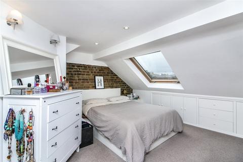 8 Kenmure Road, London, E8 1JU