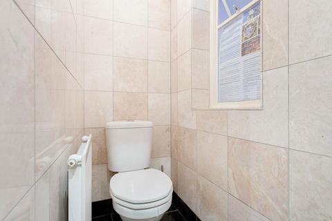 80 Lily Gardens, Wembley, HA0 1DW
