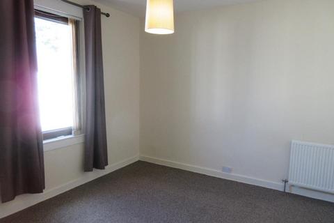 2 bedroom flat to rent, Kenmore Terrace, Dundee, DD3