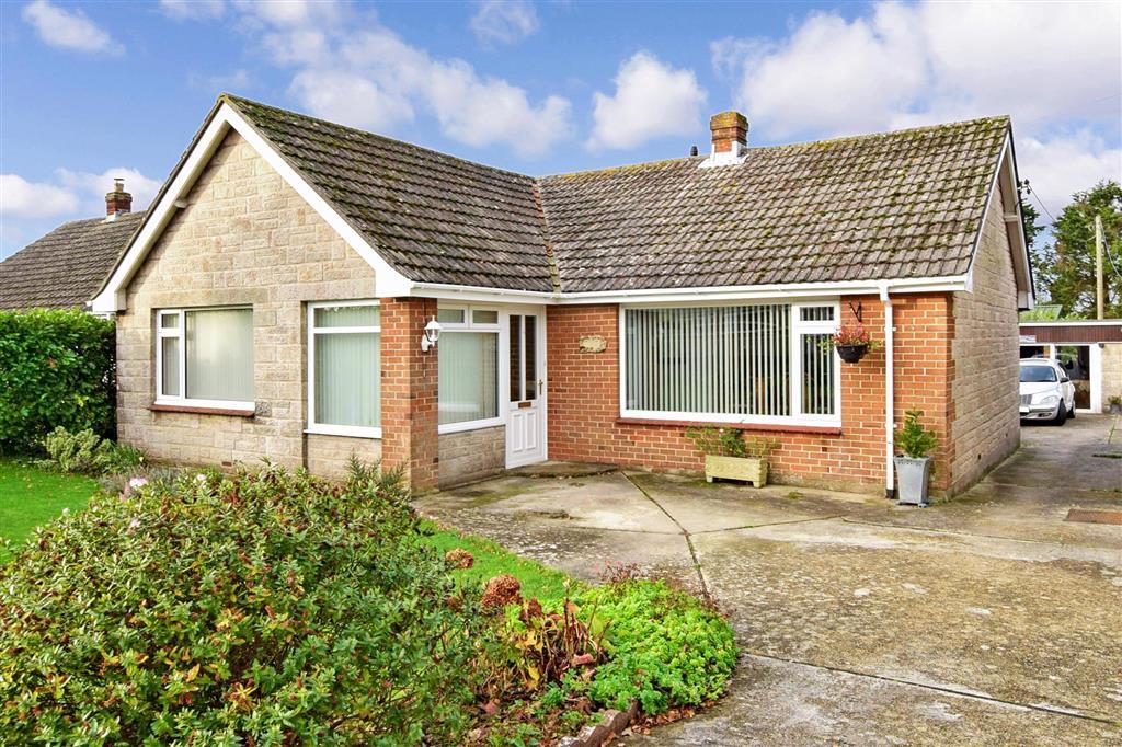 Alverstone Road, Apse Heath, Sandown, Isle of Wight 3 bed detached