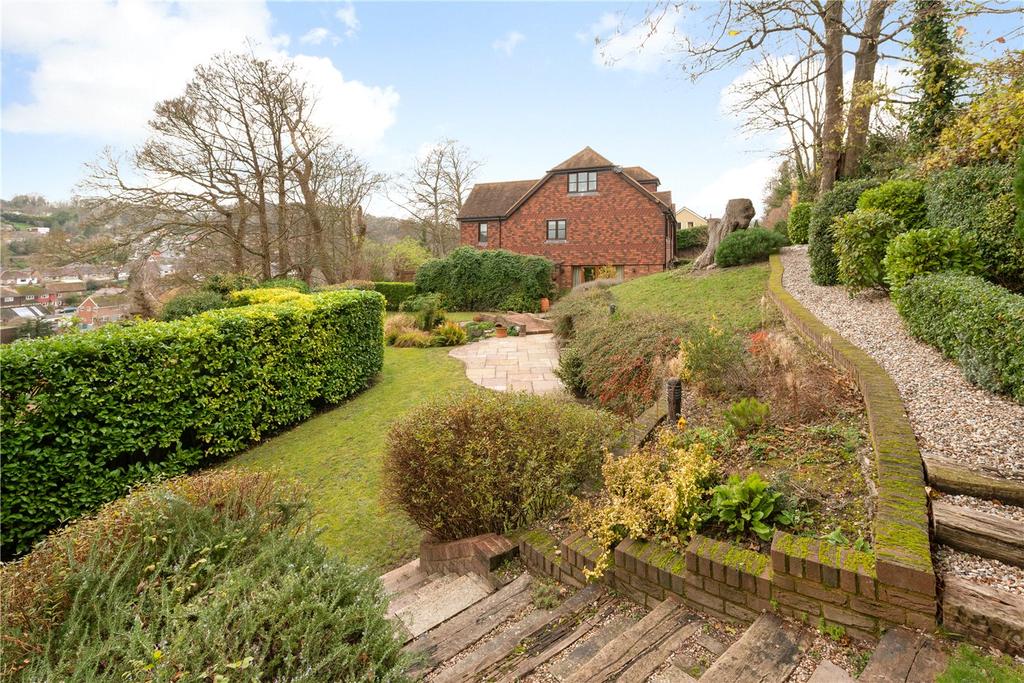 Chisnall Road, River, Dover, Kent, CT17 6 bed detached house £1,395,000