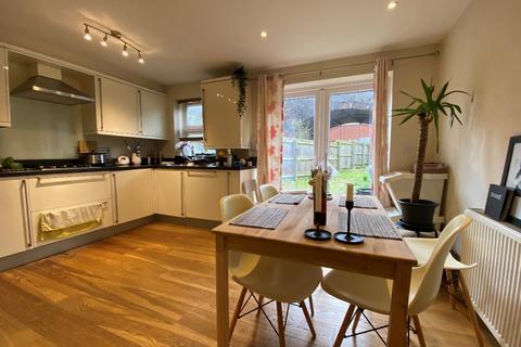 30 Beaufort Road, Exeter, EX2 9AB