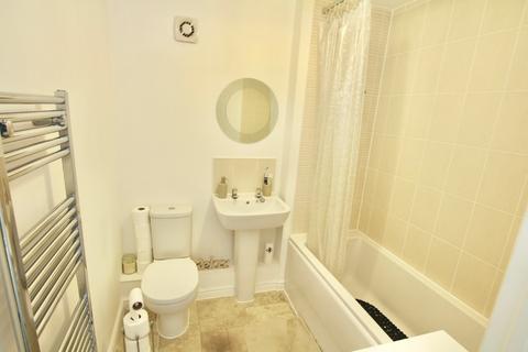10 Elsie Place, Exeter, EX1 3FX