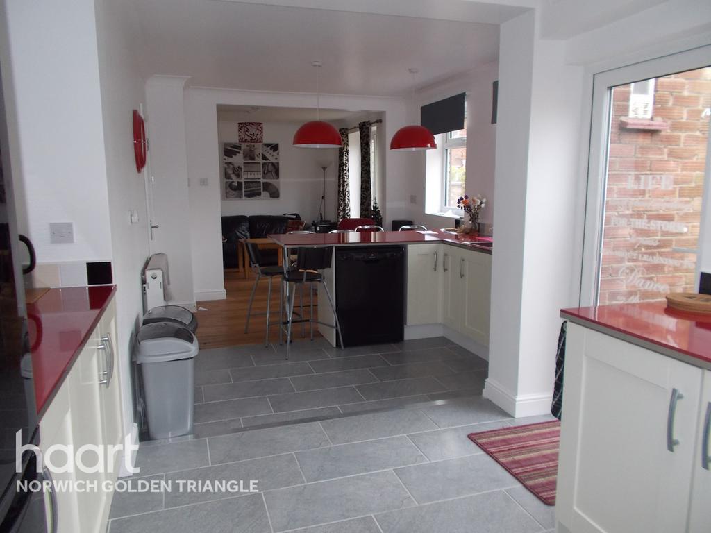 Road, Norwich 6 bed semidetached house £397,500