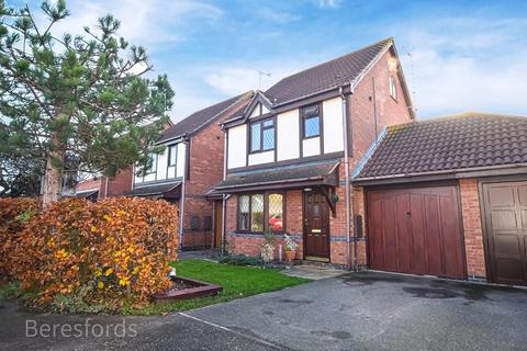 14 Falcon Fields, Maldon, CM9 6YA