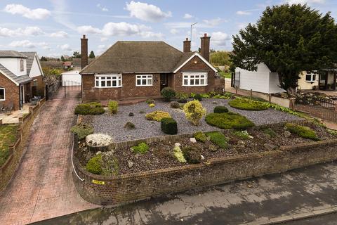 Ivydene Barn End Lane, Dartford, DA2 7PP