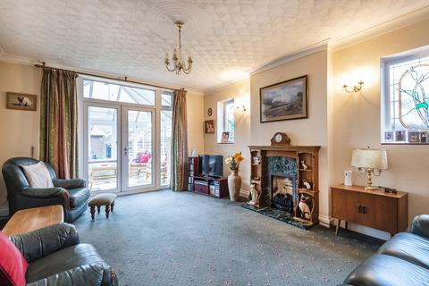 Ivydene Barn End Lane, Dartford, DA2 7PP