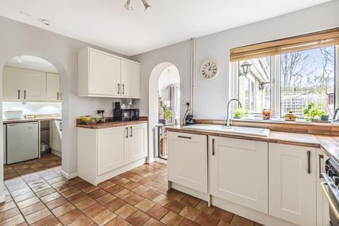 65 Blakes Avenue, Witney, OX28 3SU