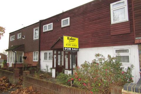 14 Yellowpine Way, Chigwell, IG7 4BA