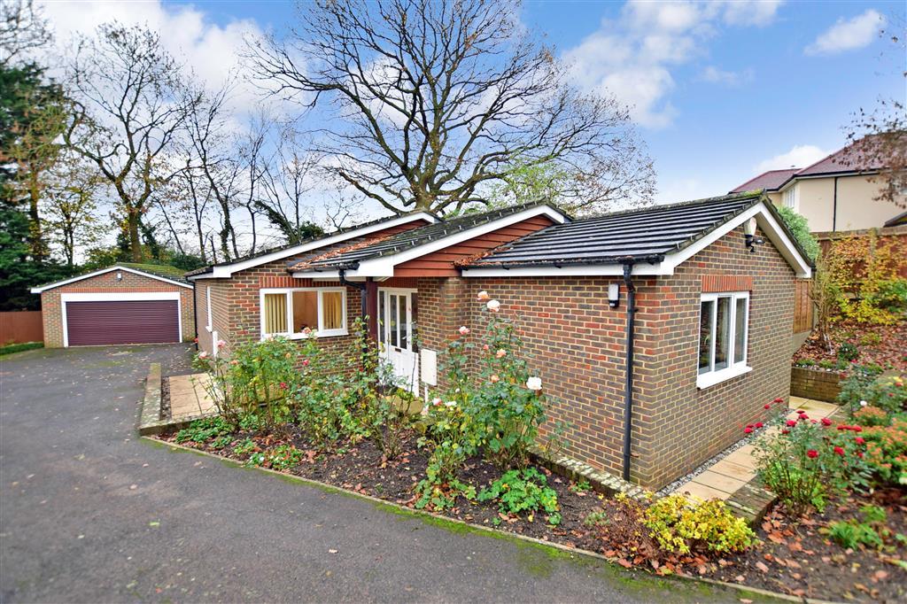 Maidstone Road, Wigmore, Gillingham, Kent 3 bed detached bungalow £