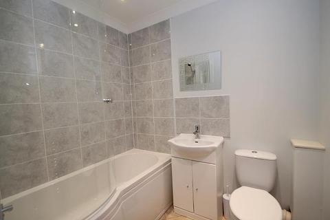 Flat 5, Kingswood Court, 46 Gordon Road, Ashford, TW15 3EU