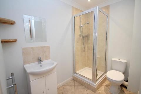 Flat 5, Kingswood Court, 46 Gordon Road, Ashford, TW15 3EU