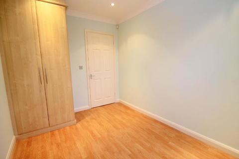 Flat 5, Kingswood Court, 46 Gordon Road, Ashford, TW15 3EU