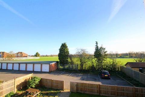 Flat 5, Kingswood Court, 46 Gordon Road, Ashford, TW15 3EU