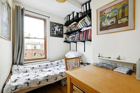 79 Riverview Grove, London, W4 3QP