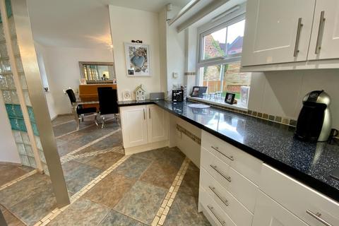 15 Chapel Lane, Clifford, Wetherby, LS23 6HU