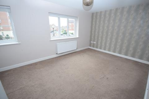 2 bedroom maisonette to rent, Rumbush Lane, Solihull B90