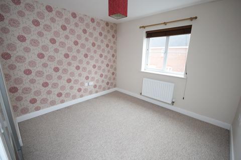 2 bedroom maisonette to rent, Rumbush Lane, Solihull B90