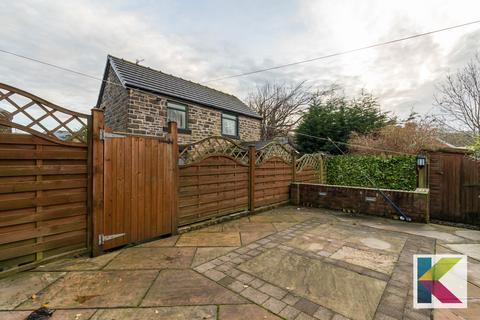 40 Chew Valley Road, Greenfield, Oldham, OL3 7DA