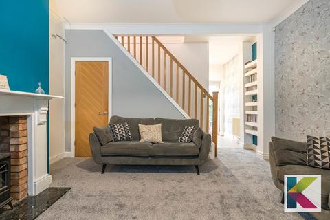 40 Chew Valley Road, Greenfield, Oldham, OL3 7DA