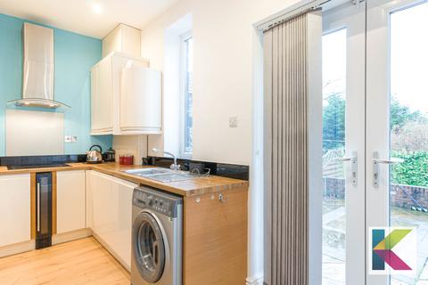 40 Chew Valley Road, Greenfield, Oldham, OL3 7DA