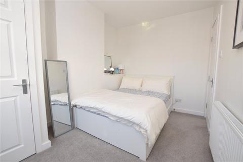 34 Eden Mount, Leeds, LS4 2TD