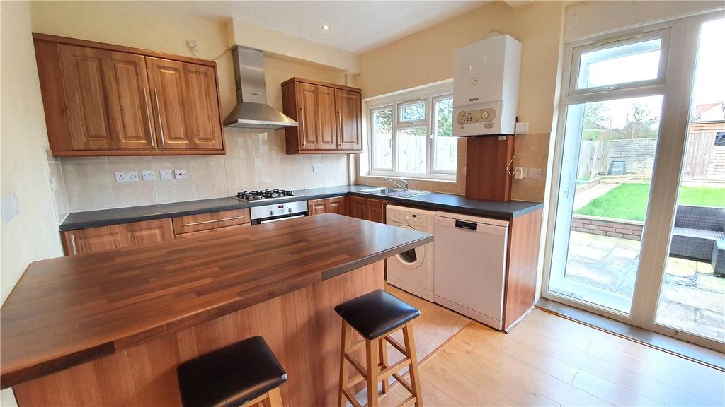 Grafton Road, Harrow, HA1 3 bed terraced house £550,000
