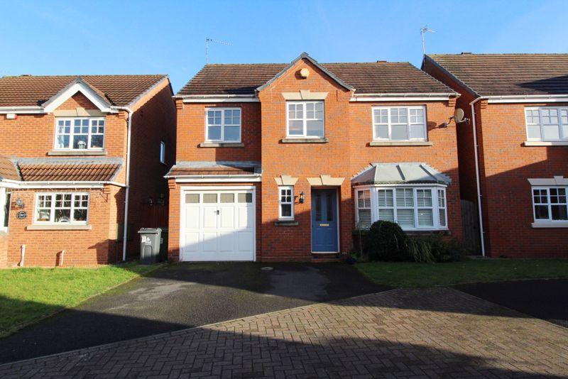 White Hollies, Pelsall 5 bed detached house £349,000