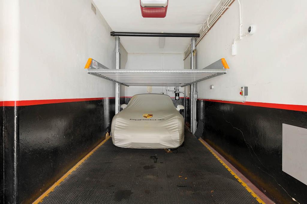 Garage 2